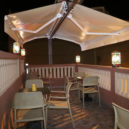 Dar Amghar Hotel Tafraout Exterior photo